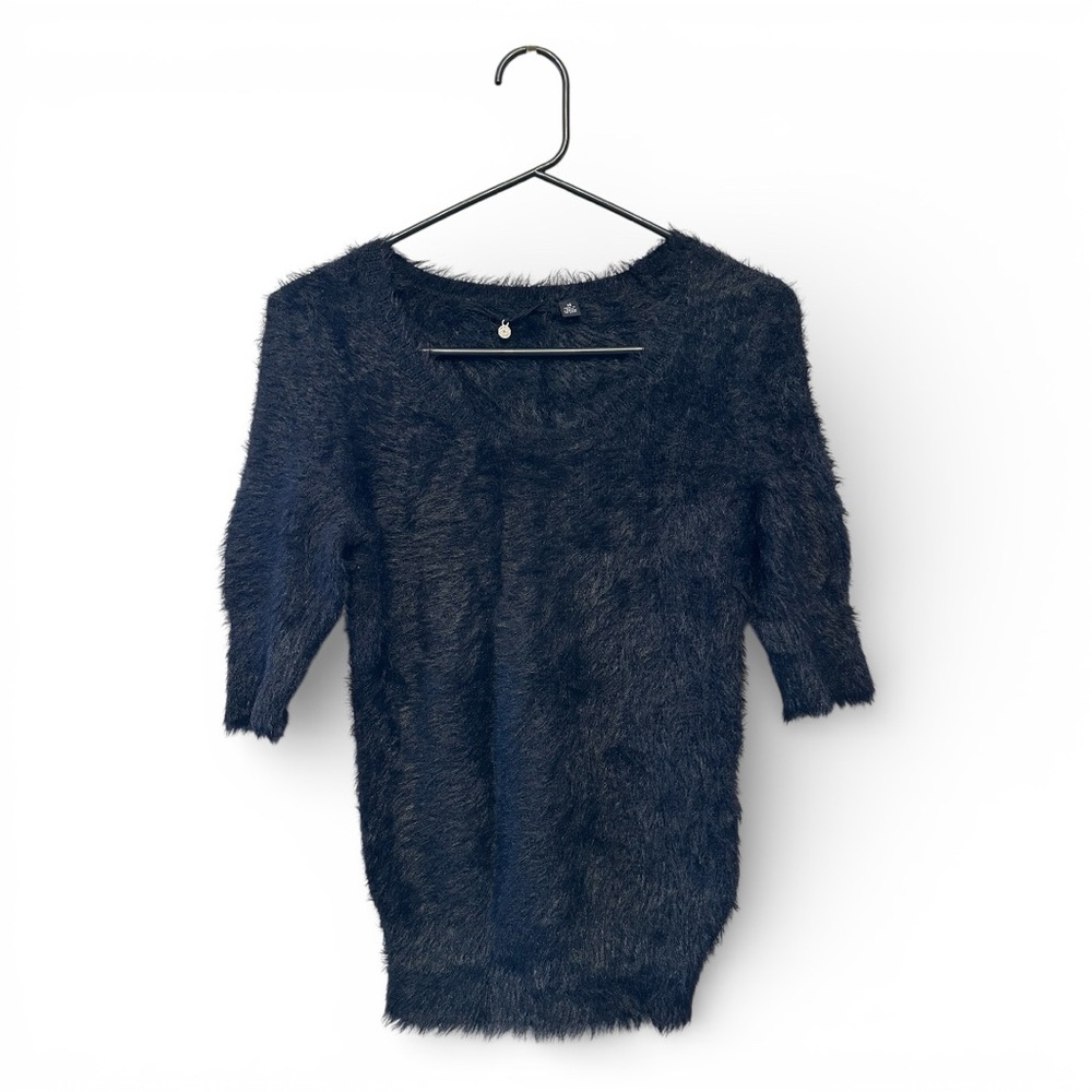 Knitted & Knotted Soft Black Fuzzy Women's Short Sleeved Sweater XS